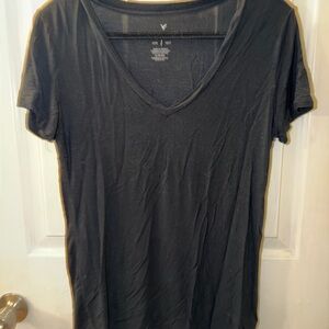 American Eagle Outfitters Black V-Neck Tee